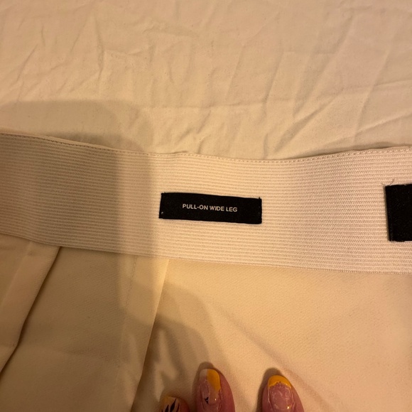 Studio by Torrid Winter White Pull-On Wide Leg Pants – Size 6R - Picture 14 of 15